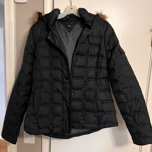 Down winter jacket. Beautiful Tommy Hilfiger plush down jacket.